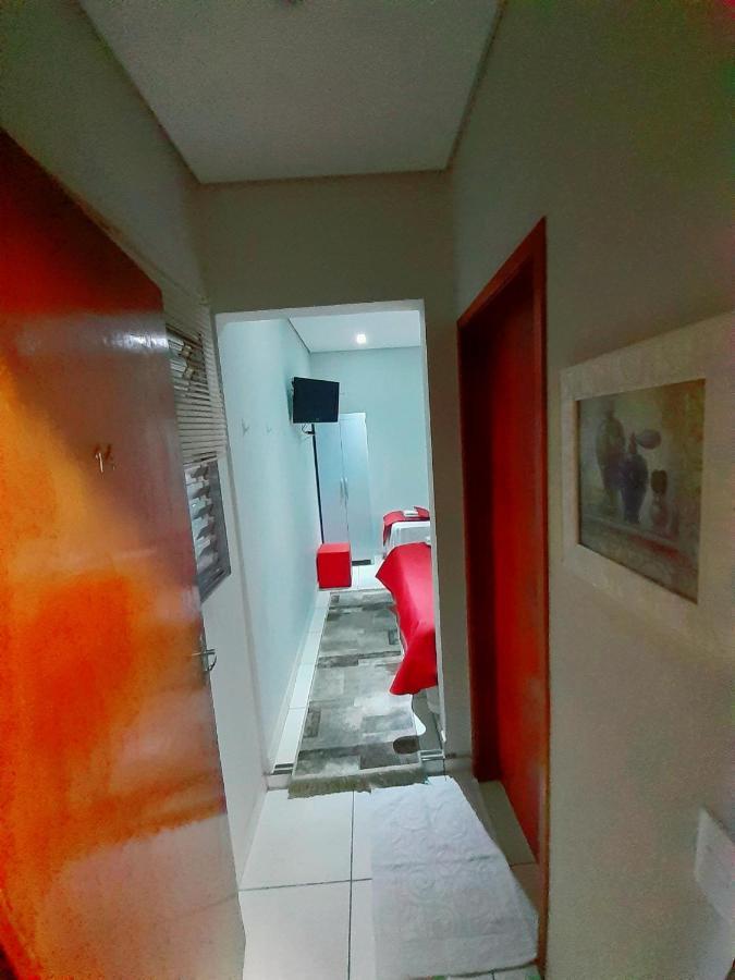 Hotel Cristal Inn Лимейра Екстериор снимка